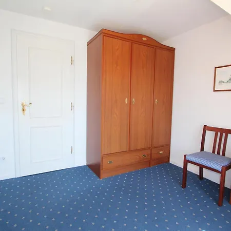 Holiday home Merle - Im Grund 31 B Wenningstedt-Braderup
